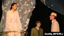 Спектакльдән күренеш