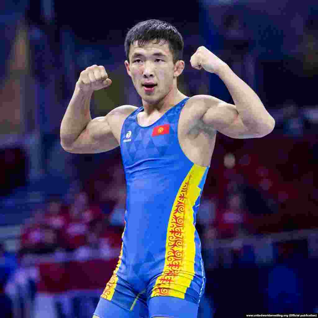 Жоламан Шаршенбеков учурда 21 жашта. 2018-жылы грек-рим күрөшү боюнча дүйнө чемпионатынан&nbsp;күмүш байге уткан.&nbsp;Ал 11-апрелде&nbsp;Алматы шаарында Азиялык мелдеште лицензия алган. Эми Жоламан грек-рим күрөшүнөн 60 килограммга чейинки салмакта Кыргызстандын намысын коргойт. Балбан 1-августа мелдешке чыгат.&nbsp;