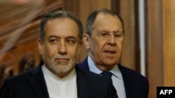 Abbas Əraqçi və Sergey Lavrov