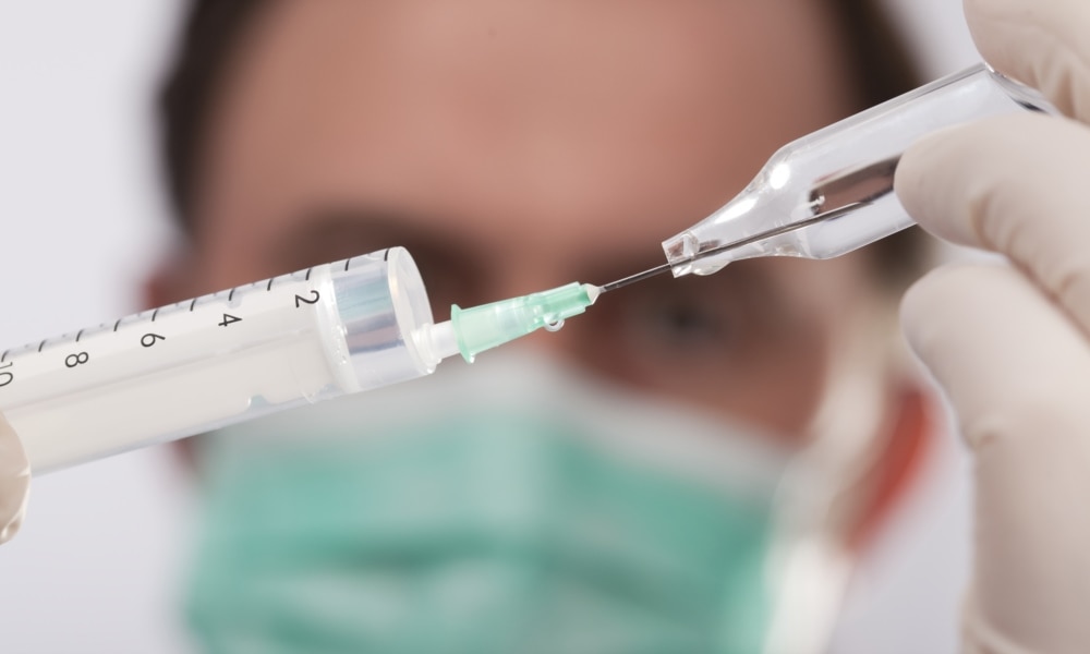 Вакцина против гриппа вызывает серьезные побочные эффекты