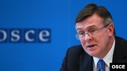 Діючий голова ОБСЄ, Міністр закордонних справ України Леонід Кожара під час виступу на засіданні Постійної ради ОБСЄ, Відень, 17 січня 2013 року. (OSCE/Jonathan Perfect)