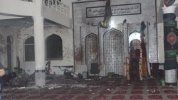 آرشیف، حمله انتحاری در داخل یکی از مساجد اهل تشیع در منطقه دشت برچی کابل.