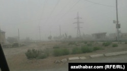 Соляная буря. Дашогуз (Фото из архива, 2019 г.)