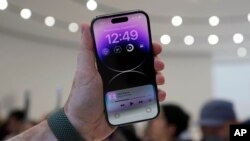 Дотепер власникам iPhone доводиться мати окремий зарядний кабель замість уніфікованого