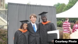 Толькі са сваёй кішэні Аляксей заплаціў за навучаньне ва ўнівэрсытэце 20 тысяч даляраў