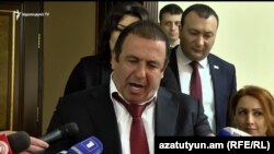 ԲՀԿ առաջնորդ Գագիկ Ծառուկյանը զրուցում է լրագրողների հետ, Երևան, 16-ը ապրիլի, 2019թ․