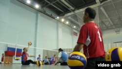 Русия паралимпия такымы спортчылары күнегүләр үткәрә