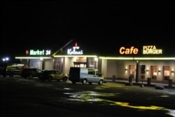 Кафе и магазины на одном из пограничных переходов между Финляндией и Россией