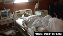 Димон Ашуров дар беморхонаи Чин