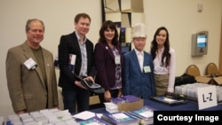 Бакытбек на конференции с отцом