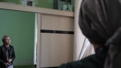 Омӯзгори нобино мегӯяд, ӯро баъди 16 сол аз кор рондаанд