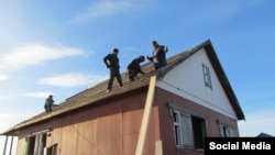 Орусияда курулушта иштеген кыргызстандыктар. Воронеж. Архивдик сүрөт.