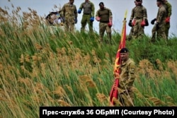 Проходження морськими піхотинцями смуги перешкод. 8 травня 2018 року