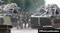 Російських десантників підняли по тривозі під час навчань «Захід-2017», 14 вересня 2017 року