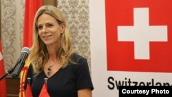 Посол Швейцарии в Кыргызстане Вероник Ульманн.