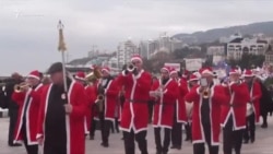 У Ялті відбувся «Мороз-парад» (відео)