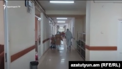 Երևանյան հիվանդանոցներից մեկում, հունիս, 2020թ.