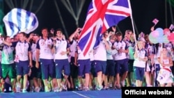 Британия студентлары 2011 елда Кытайдагы җәйге Универсиада ачылышында