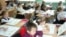 Russian elementary school children take a Tatar language class. A draft bill that aims to make such lessons optional has drawn the ire of ethnic activists. (file photo)