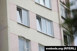 Вокны кватэры, дзе жыў міліцыянт