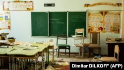 Пошкоджене внаслідок широкомасштабного вторгнення Росії в Україну приміщення школи в одному із сіл Миколаївської області, 31 серпня 2022 року