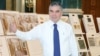 Prezident Gurbanguly Berdimuhamedow täze gurluşyk taslamalary bilen tanyşdy. TDH-nyň suraty