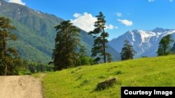 Во властных структурах Карачаево-Черкессии проблему катастрофического загрязнения курорта отвергают