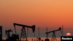 Некоторые парламентарии одобрили планы по разведке и добыче нефти. Как и представители исполнительной власти, они уверены, что нефть принесет процветание народу Абхазии