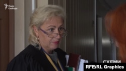 Олена Литвиненко у свою чергу заявила, що коментувати вона нічого не буде