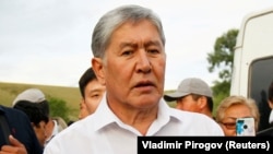 Алмазбек Атамбаев.