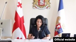 28 августа в честь праздника Мариамоба Саломе Зурабишвили помиловала 34 человека. Список помилованных конфиденциален