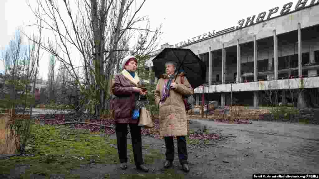 &nbsp;Колишні жителі міста на головній площі&nbsp;&laquo;міста-привида&raquo; Прип&rsquo;яті &nbsp;