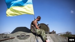 Український військовослужбовець на бронетранспортері, Донецька область, 2 вересня 2014 року
