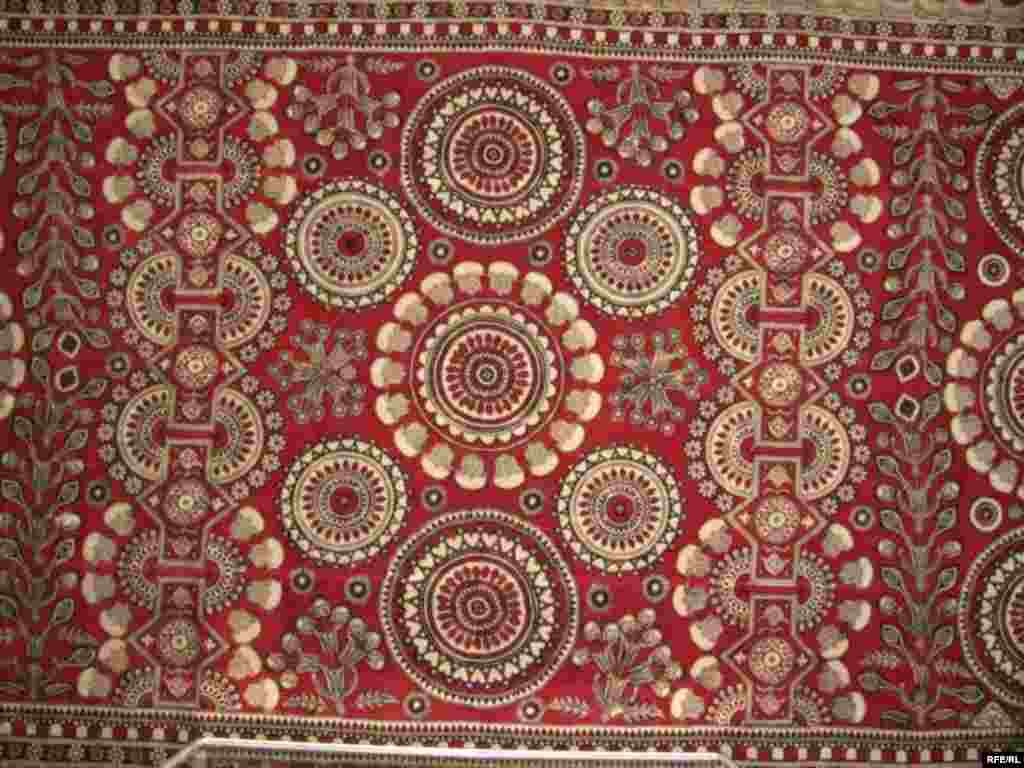 Намоишгоҳ дар осорхонаи Беҳзод #34