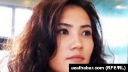 Türkmen aktiwisti Dürsoltan Taganowa