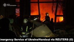 Наслідки однієї з попередніх атак по Тернополю, архівне фото