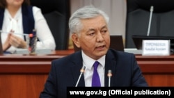 Иса Өмүркулов.