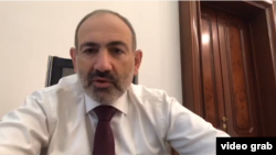 Վարչապետ Նիկոլ Փաշինյանը Ֆեյսբուքի ուղիղ եթերում, արխիվ