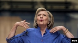 Хиллари Клинтон  
