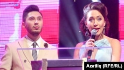 Алып баручылар Айваз Садыйров һәм Гөлназ Сәфәрова