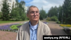 Түркі халықтарының тарихы жайлы баяндайтын "Глазами истории" YouTube-арнасының авторы Айбек Әбдірахманов. Астана, 30 шілде, 2025 жыл