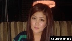 Маркум Камила Дүйшөбаева.