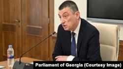 Георгий Гахария в парламенте, 14 апреля