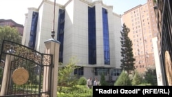 Здание Таможенной службы Таджикистана в Душанбе