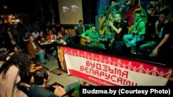 Падчас адной з імпрэзаў агульнабеларускай грамадзянскай культурніцкай кампаніі «Будзьма беларусамі» ў Менску. Архіўнае фота