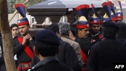 Похороны Салмана Тасира