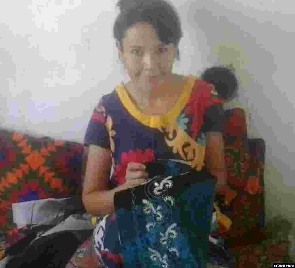 Аял үчүн эң жакшы кесип - бул үйүндө балдарын тарбиялап, сайма сайып отуруу деп билем. Анткени балдарымдын эң ширин мезгилин өткөрүп жибергим келбейт.