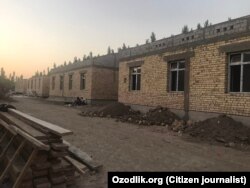 Новые коттеджи, строящиеся в селе «Байткурган».