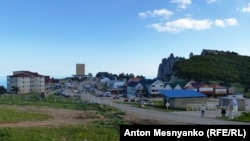 Торговый городок на плато Ай-Петри