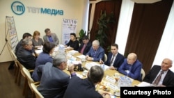 Утырышта катнашучылар